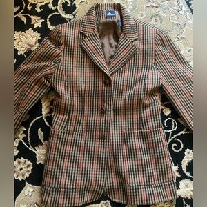 Women’s brown blazer